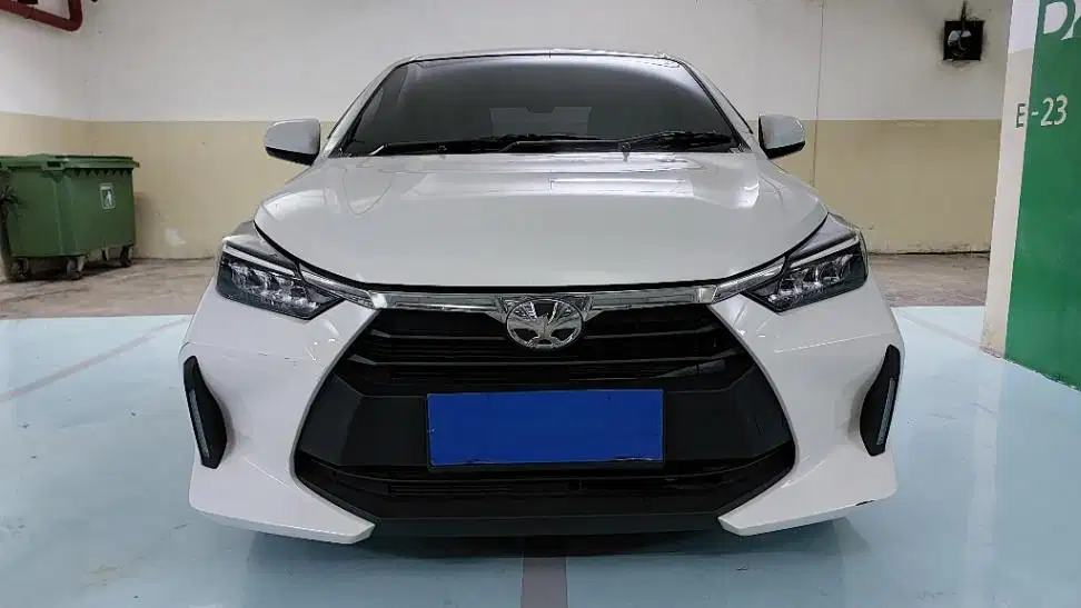 DP MURAH Toyota Agya 1.2 G Bensin-AT 2023 Putih CAKXD