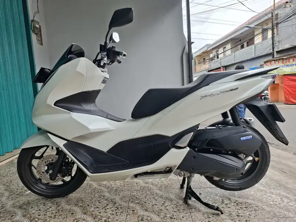 HONDA PCX 160CC TAHUN 2024 PAJAK PANJANG SIAP PAKEK 02-2027