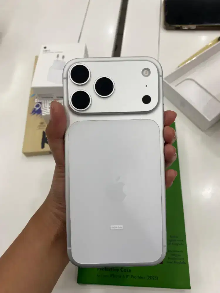 Ready iphone 17 promax cicilan bunga 0%