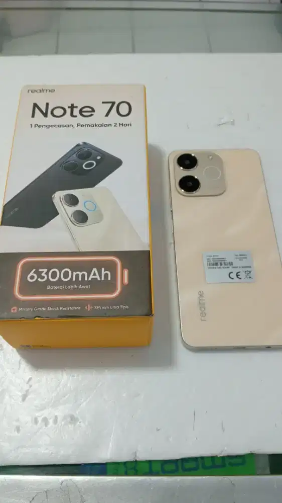 Realme note 70 ram 8gb (4+4) memori 64gb garansi resmi