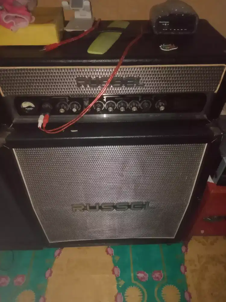 Spker aktif Russel beser