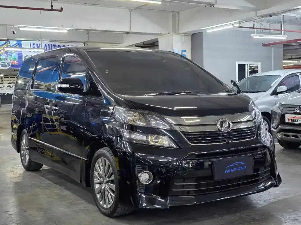 TOYOTA VELLFIRE Z GOLDEN EYE AT (MATIC) BENSIN 2.4 2014 HITAM