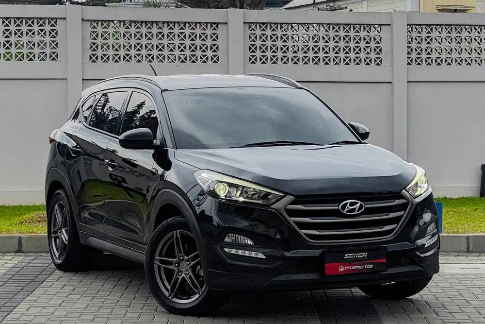 Hyundai Tucson 2.0 GLS AT Matic 2016 Hitam.
