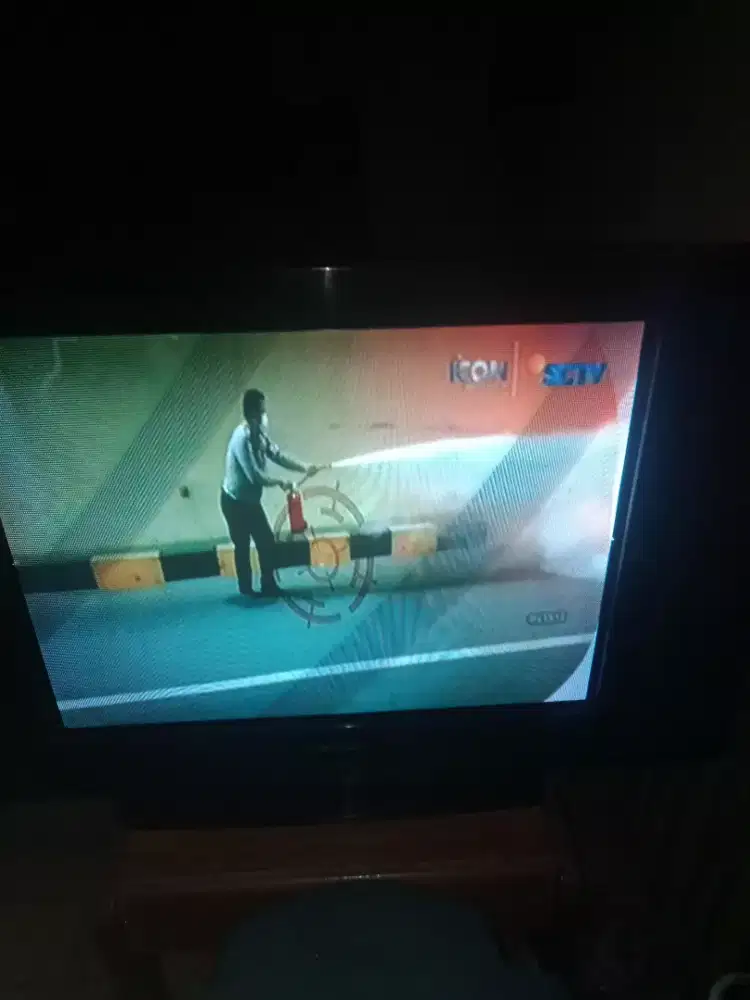 Tv tabung paling beser