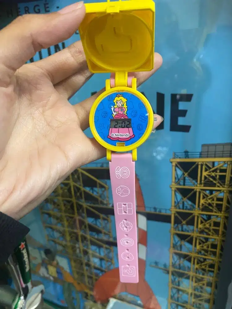 New Koleksi Jam Gashapon Super Mario Hatena Block Peach T-Arts Japan