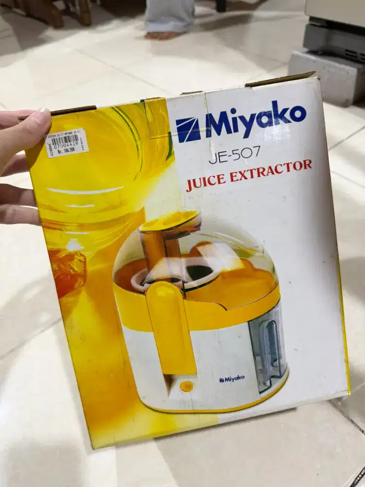 Juicer Extractor Miyako JE-507