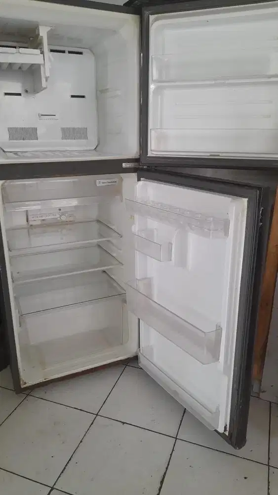 Jual kulkas sharp 2 pintu murah