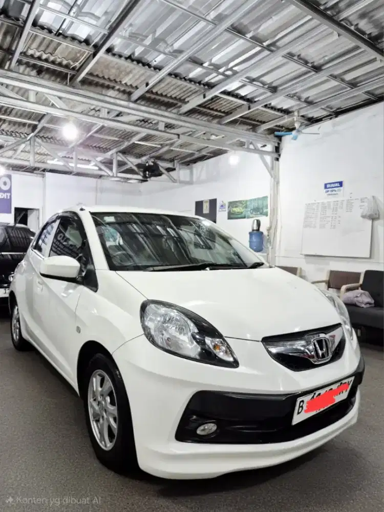 Dp 3 jt Brio E Satya m/t 2015 ang 2,8