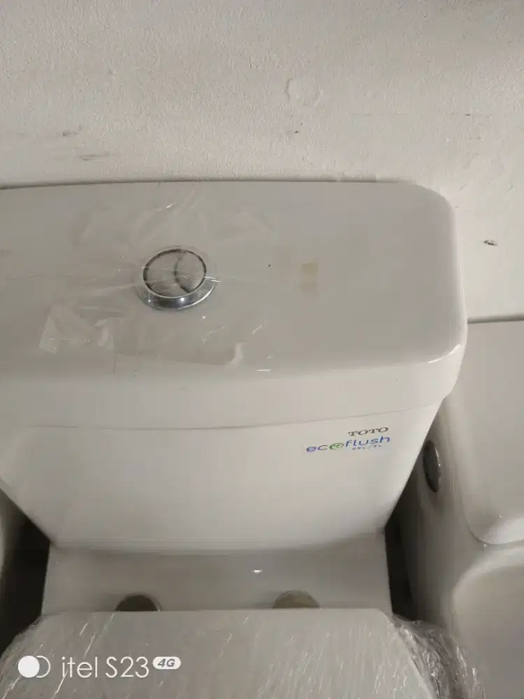 KLOSET DUDUK MERK TOTO 630J