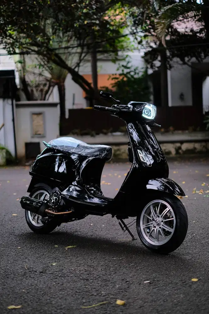 JUAL VESPA MATIC BEKAS/SECOND VESPA S 2018 MURAH BERGARANSI