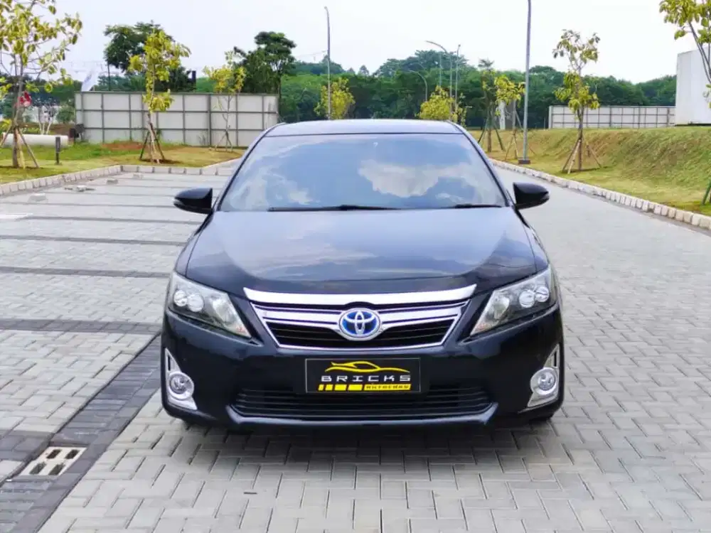 Camry hybrid, AT, 2014