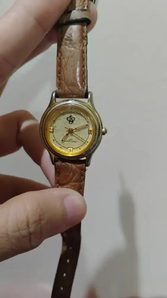 Dijual jam tangan o'fallon vintage wanita , model klasik , elegan