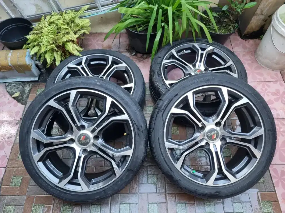 Velg TRD r17 pcd 4x114
