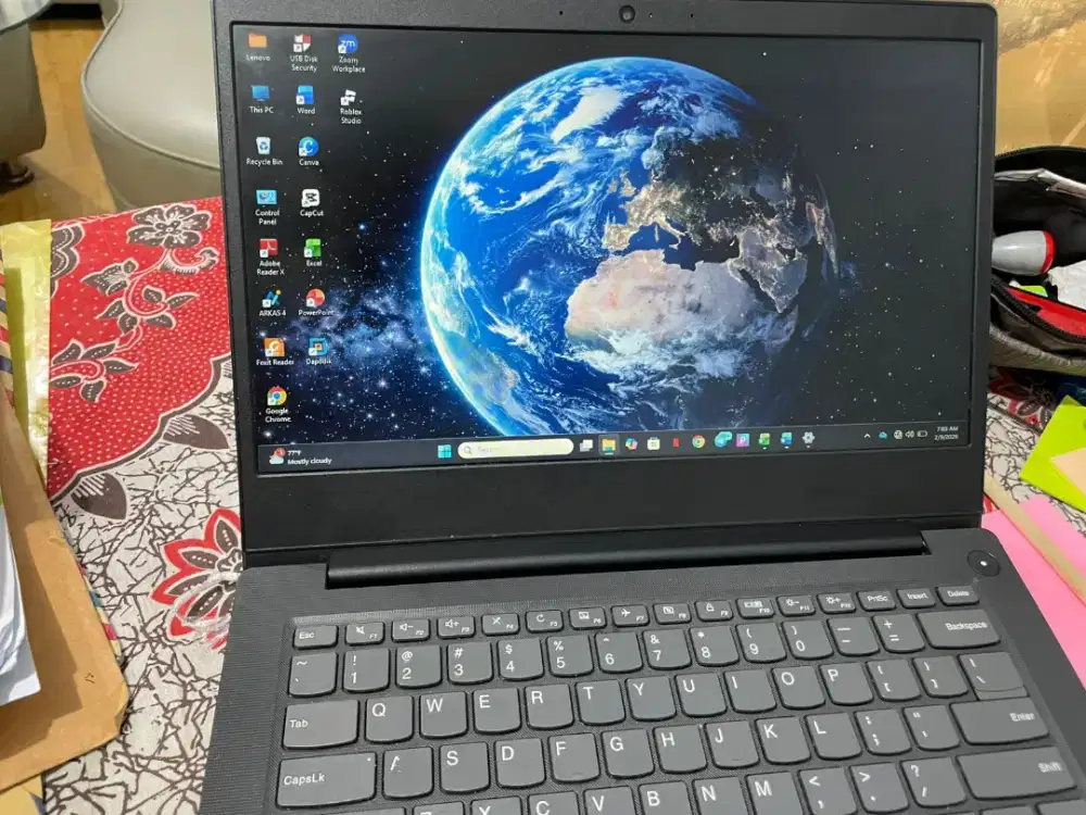 Laptop Lenovo Ideapad Slim 3