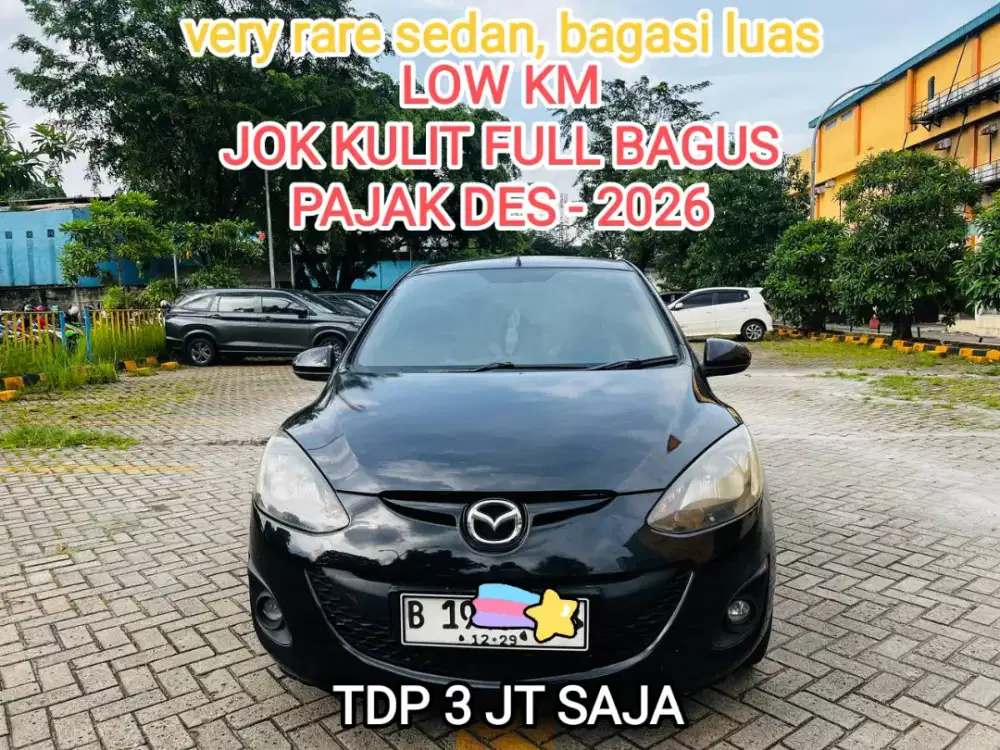 Mazda 2 R AT Sedan 2011/10 Istimewa Seperti Baru Pajak Panjang