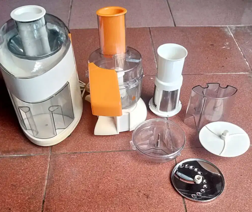 VAGANZA type VG 002  5.in 1 (blender .juicer.slicer)