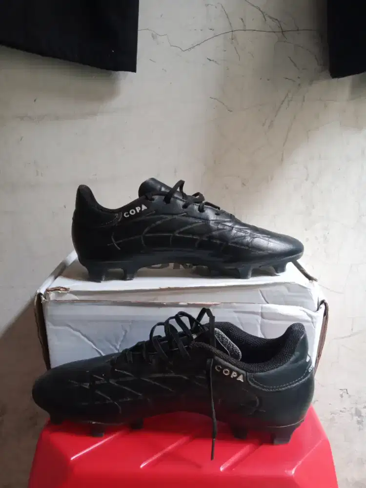 sepatu bola Copa