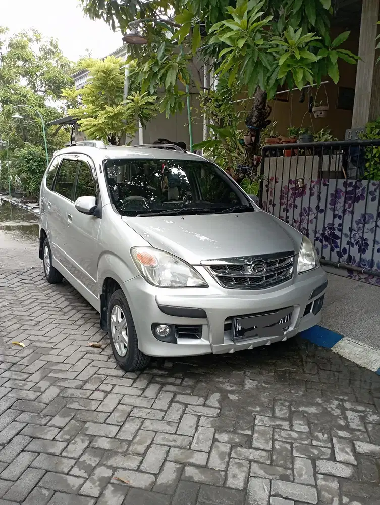 Daihatsu Xenia 2009 Bensin