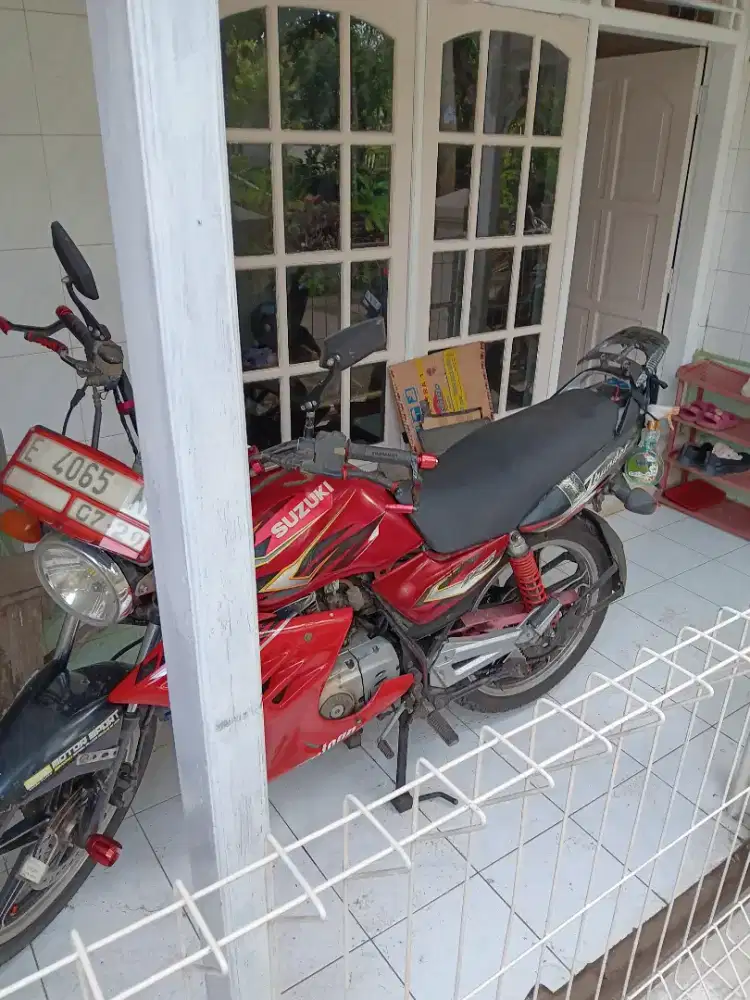 JUAL MOTOR BEKAS SUZUKI THUNDER
