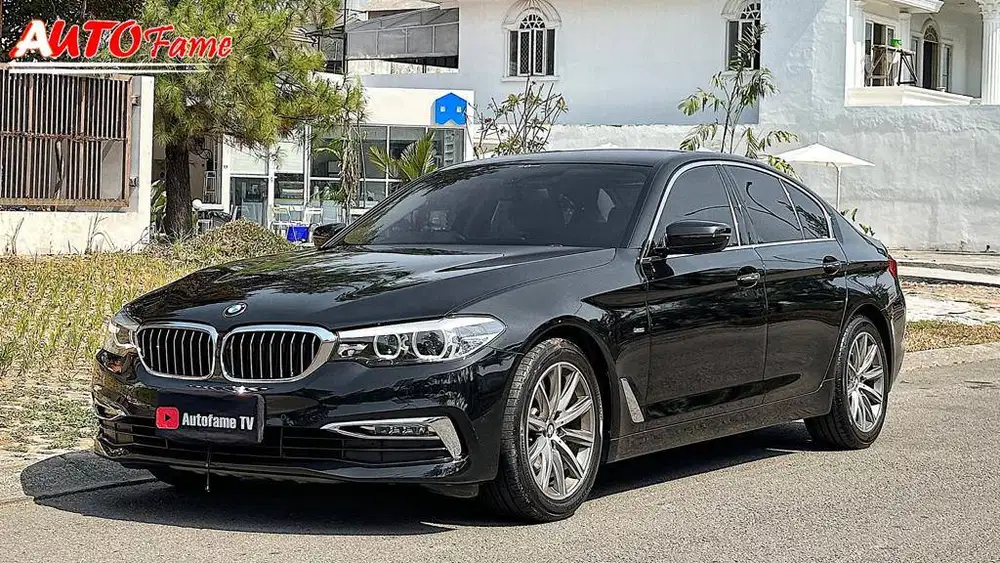 BMW G30 520i Luxury Line Black On Cognac 2018 Akhir