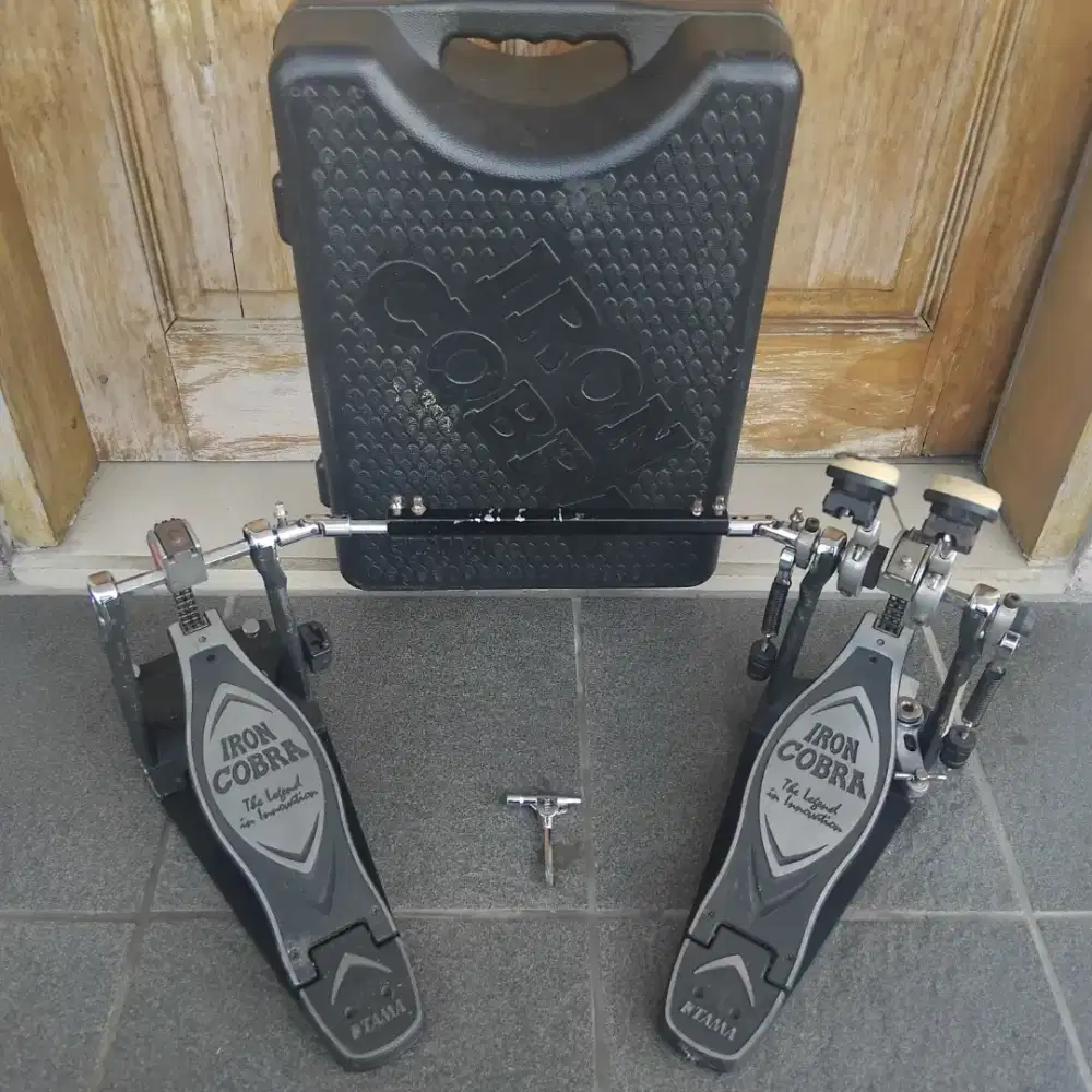 DOUBLE PEDAL DRUM TAMA IRON COBRA HP900