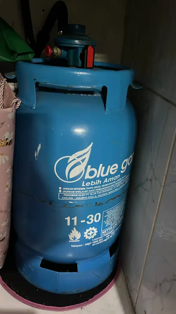 Tabung gas merk Bluegaz + Regulator