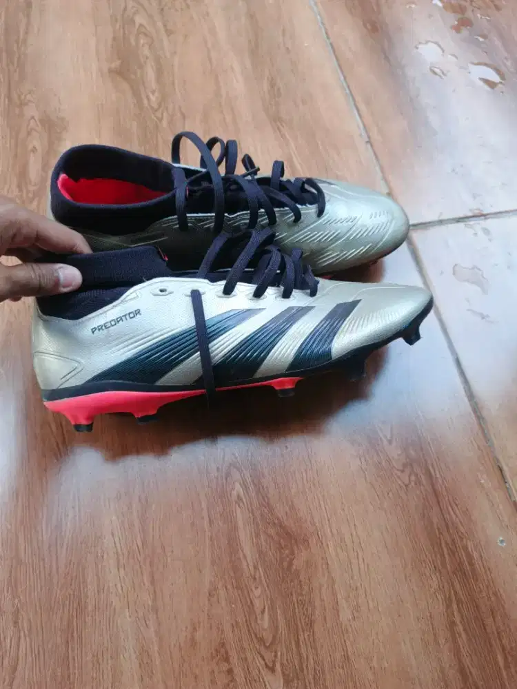 Adidas predator