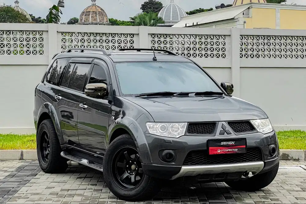 Mitsubishi Pajero Sport 2.5 Dakar Diesel Solar Sunroof AT Matic 2012