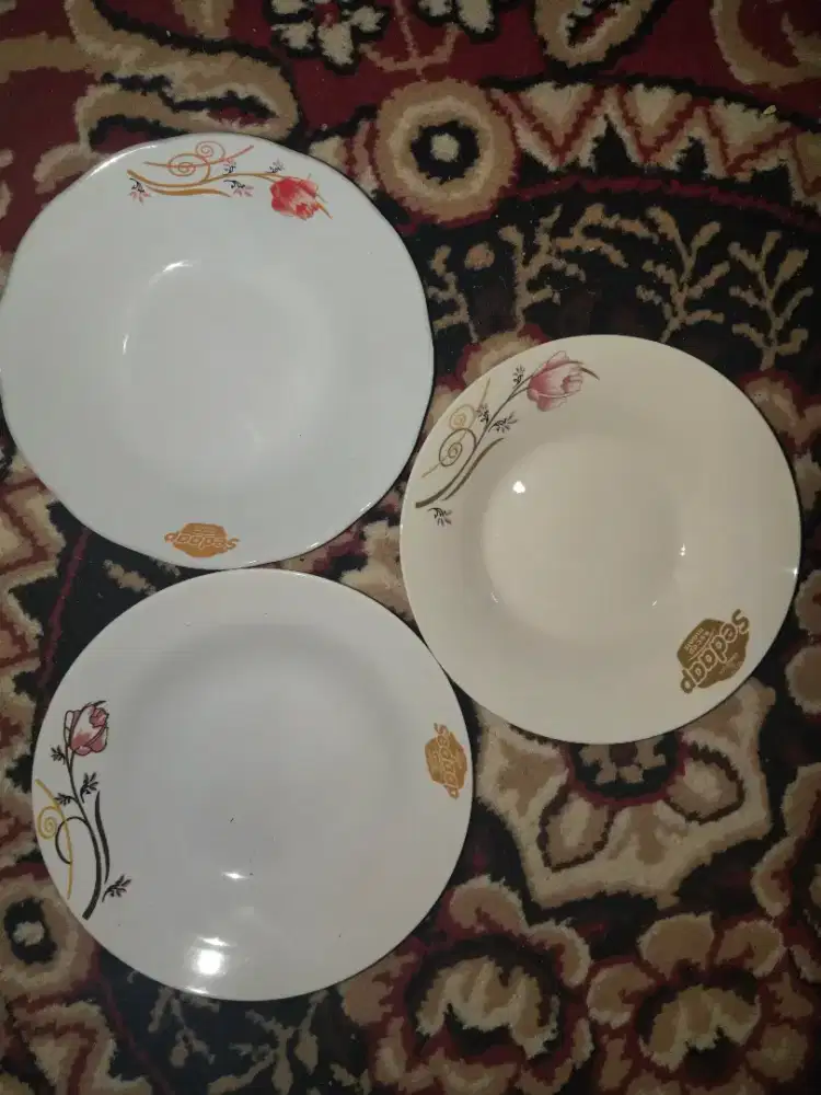 Piring Keramik Hadiah Kecap Sedaap – Baru | 1 Lusin Rp70.000