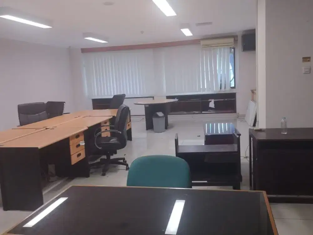 Disewakan Gedung 4 Lantai Di Karamata Raya Jakarta Pusat