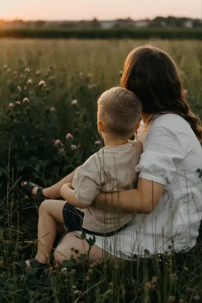 JASA JAGA BAYI DAN ANAK