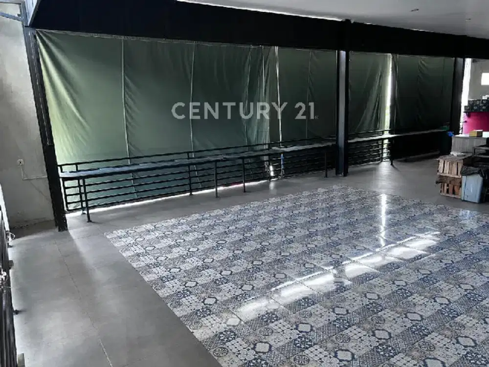 Ruang Usaha Di Sebelah Lapangan Badminton Cana, Manyaran.