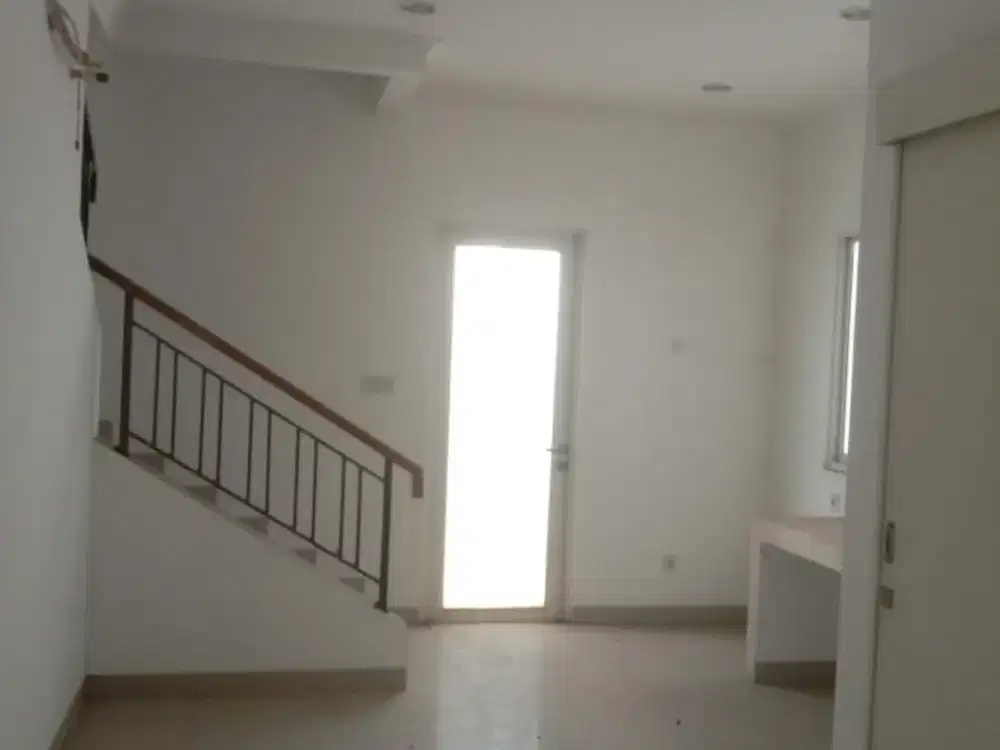Dijual BU Rumah Edison Gading Serpong , Tangerang Selatan