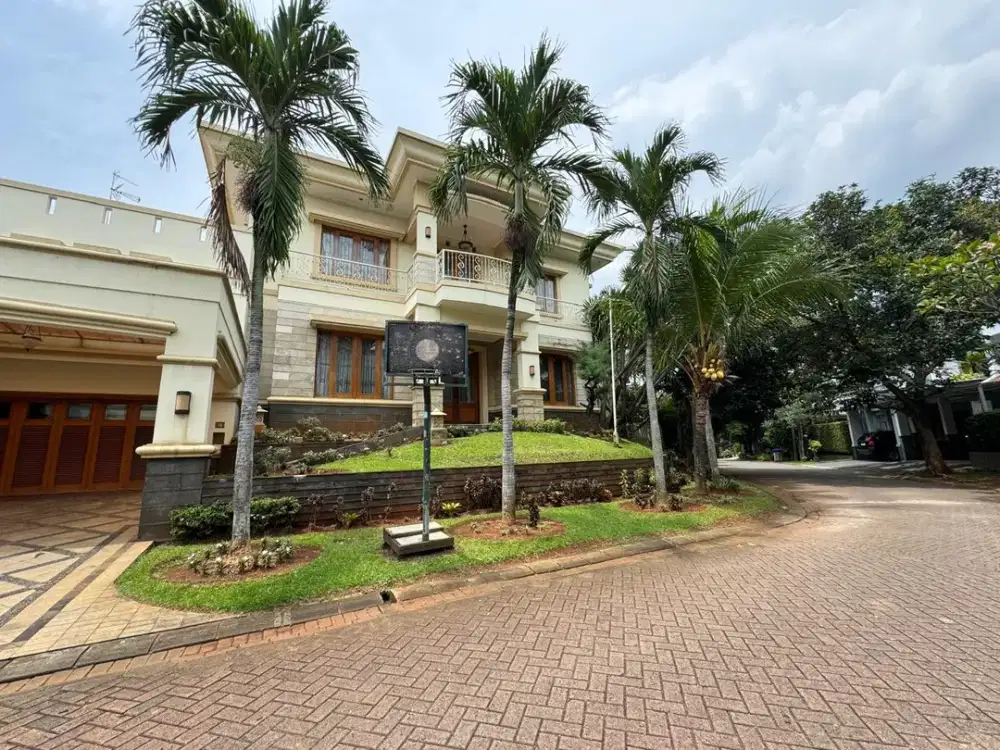 Dijual rumah mewah di Jl sriwedari residence cimanggis