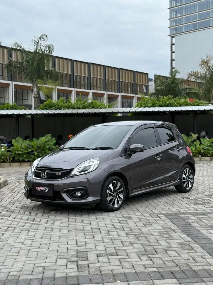 Honda Brio Rs Cvt Nik 2017 Abu Abu Km 68k Brio Non satya e