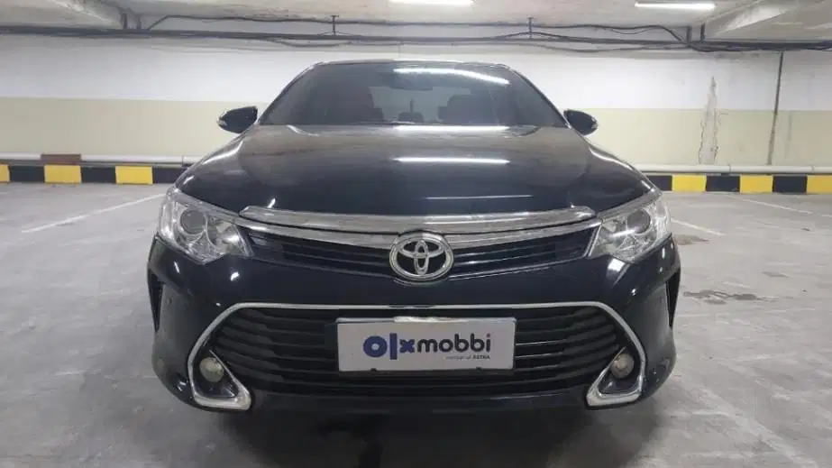 DP MURAH Toyota Camry 2.4  V Bensin-AT 2018  CBAHB