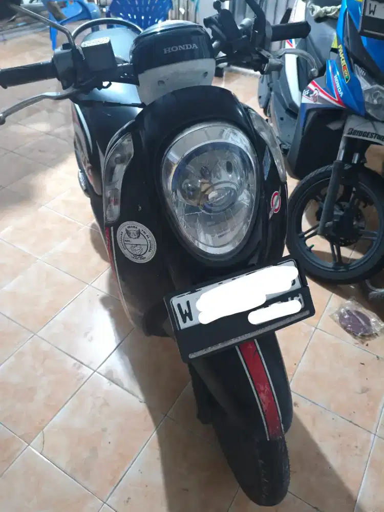 Honda Scoopy 2015
