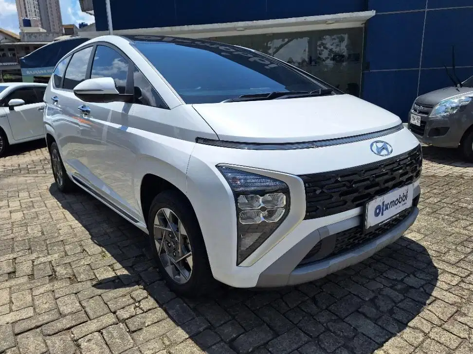 DP MURAH Hyundai Stargazer 1.5 Prime Bensin-AT 2025 Putih CKRVB