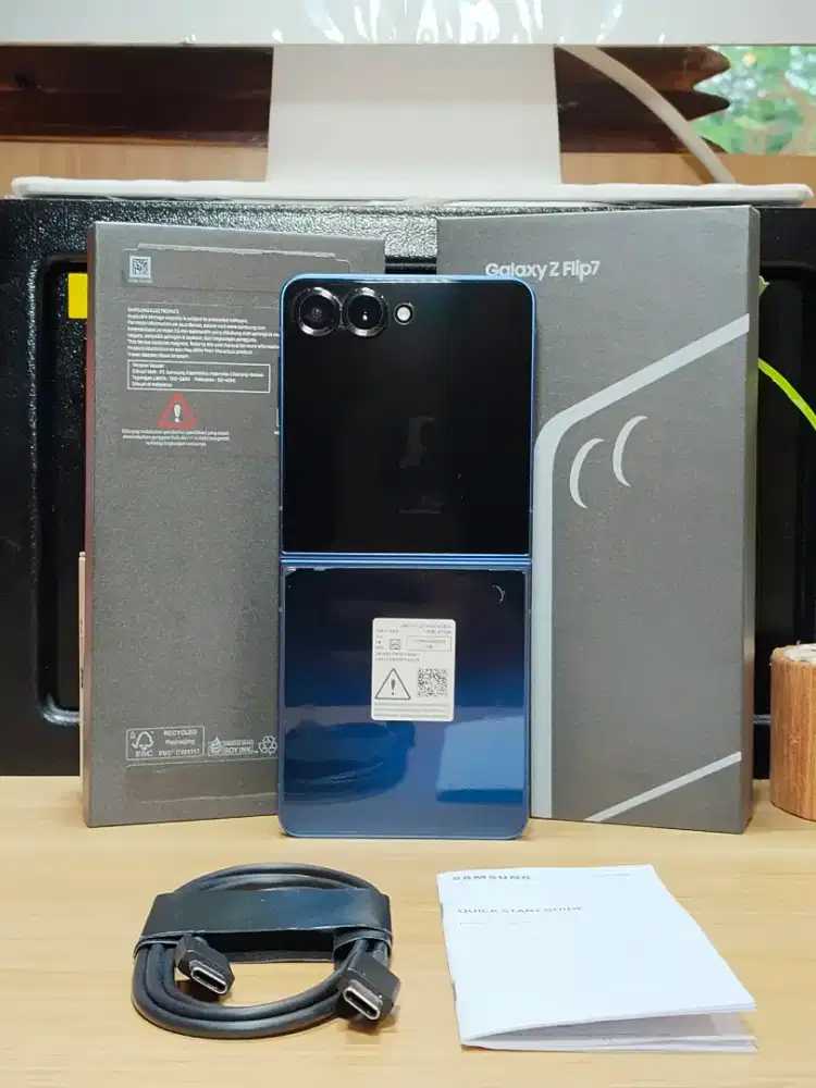 Samsung Galaxy Z Flip 7 5G 12/512GB BlueShadow SEIN RESMI