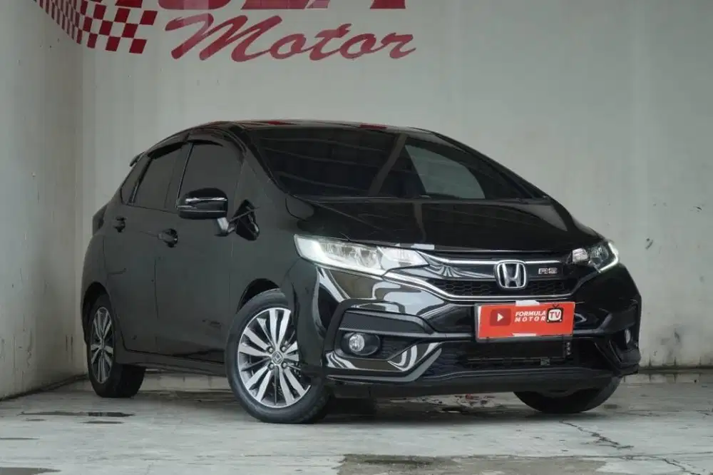 HONDA JAZZ RS A/T 2020 HITAM