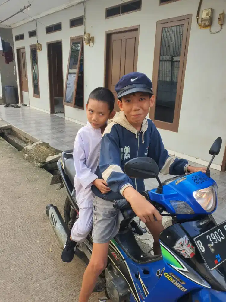 Suzuki shogun 110 R , Terawat baik, pjk panjang,siap pakai