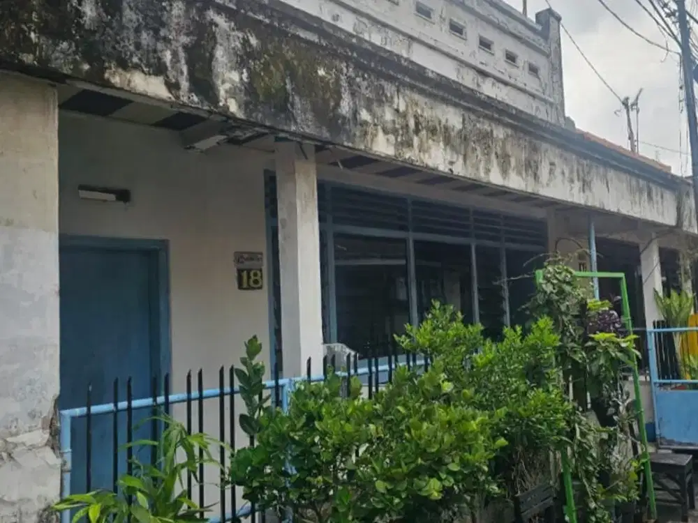 Rumah Di Bawah 1M Surabaya Pusat!!! Di Jual Rumah Hitung Tanah Di Kampung Peneleh