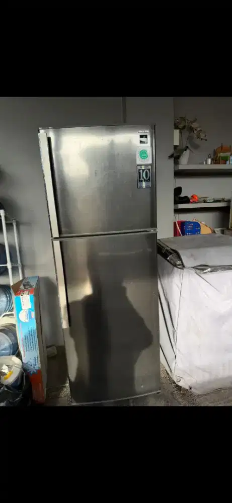 Jual cepat Kulkas jual murah 2 pintu LG