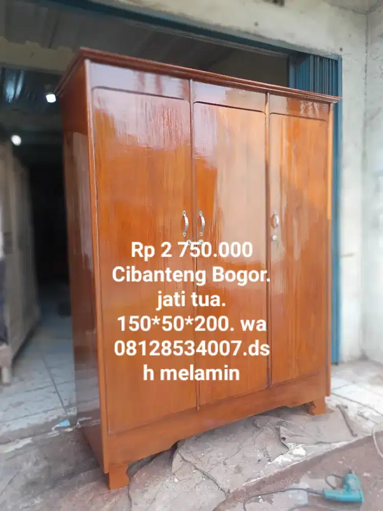 Lemari baju pakaian kayu jati 3 pintu bekas dah melamin