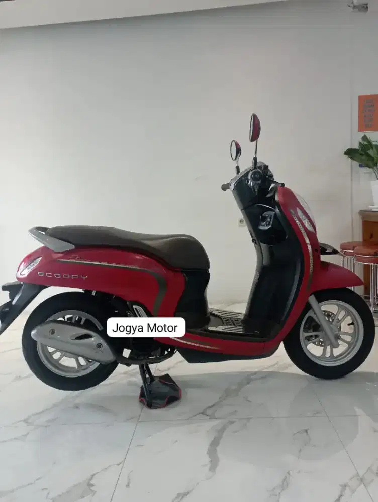 [R] NEW SCOOPY STYLISH 2023