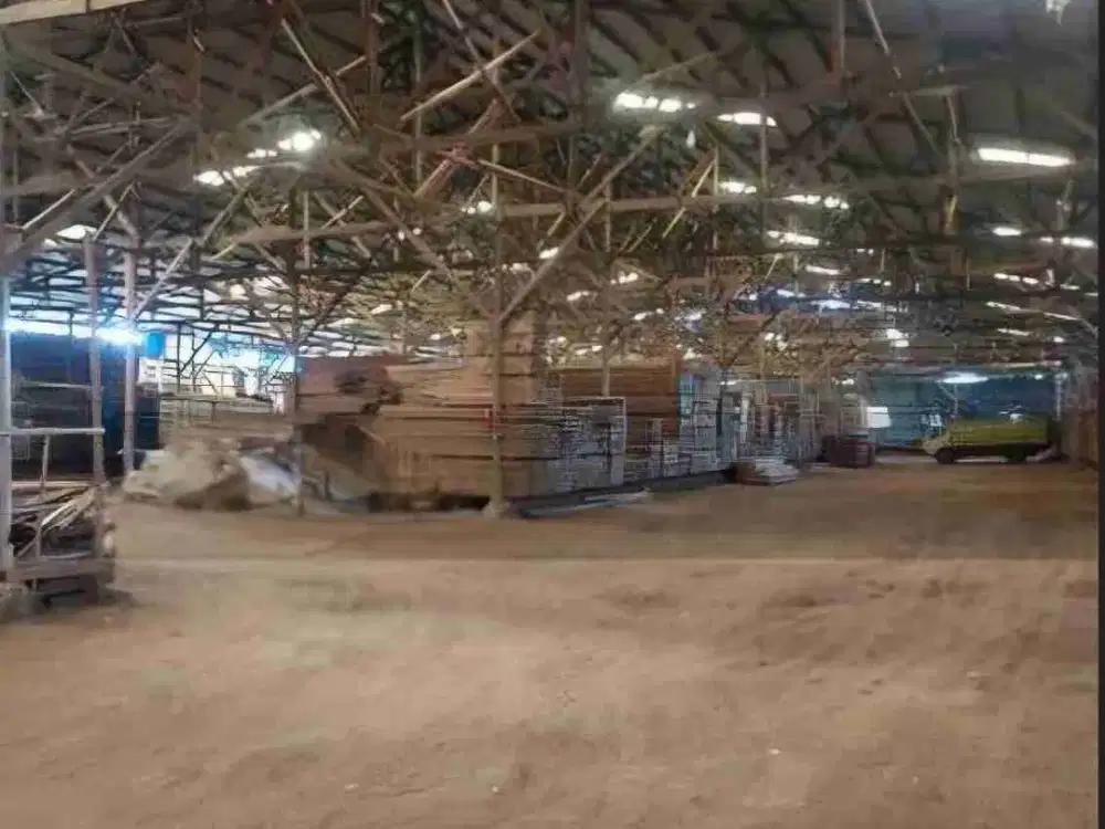 LOKASI EMAS! TANAH KOMERSIAL PINGGIR JALAN RAYA PARUNG KM 18
Bonus Gudang Besar | Harga BU | Nego Keras Sampai Deal