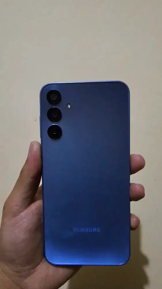 Samsung A15 5G second