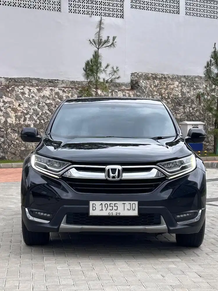 CRV CR-V 1.500 Turbo Prestige Sunroof AT 2018 Hitam Istimewa