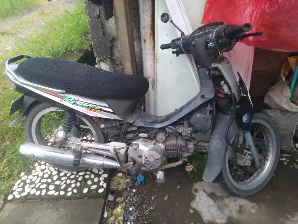 Honda kirana lengkap hidup