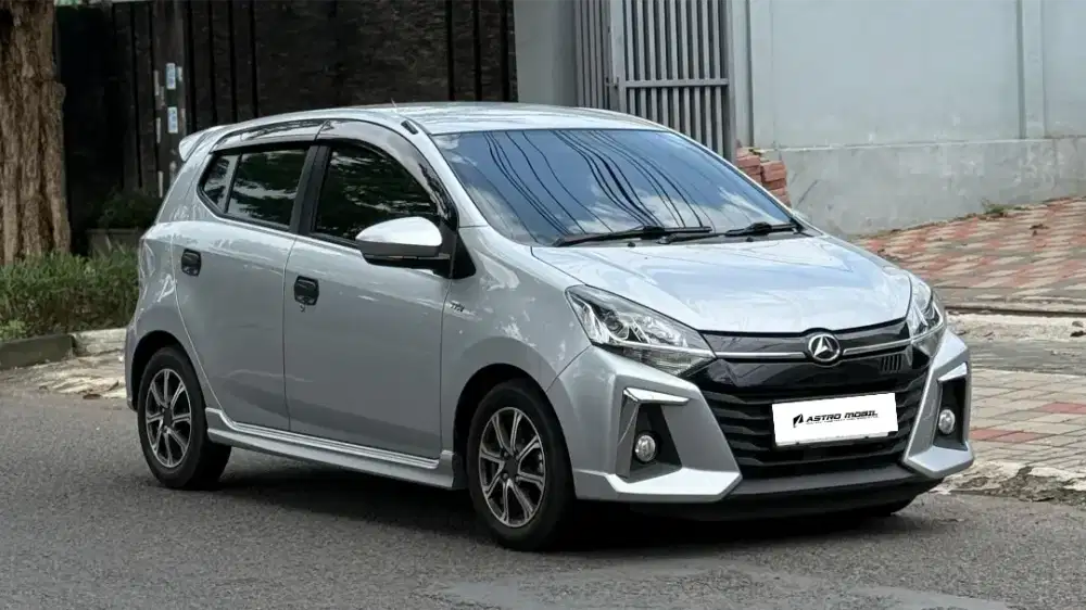 AYLA R 2023 / 2022 Matic Bagus Murah Kredit Bekas Surabaya Lengkap